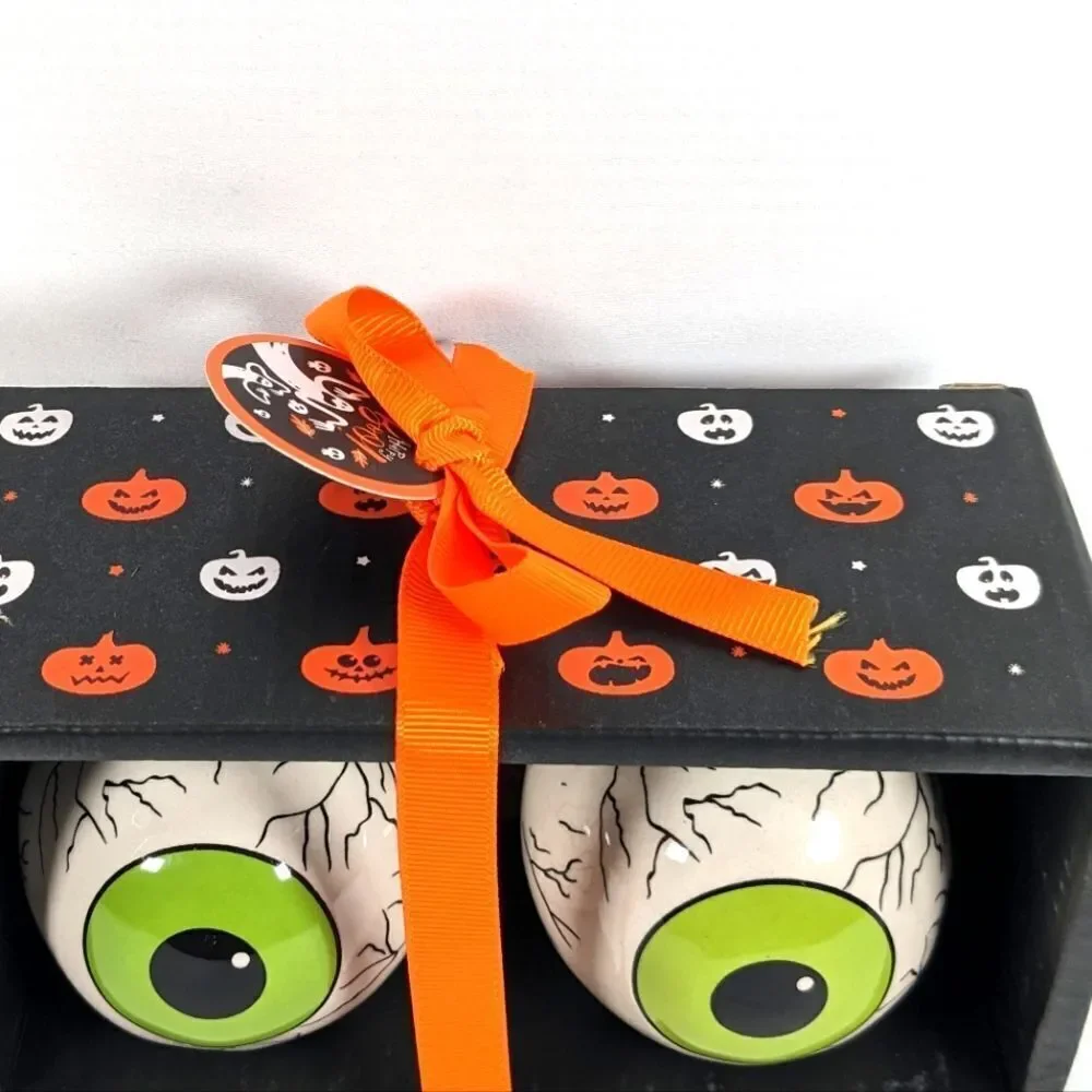 New 2022 Blue Sky Happy Boo Halloween Eye Balls Salt and Pepper Set.
